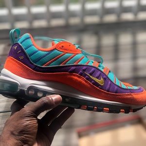 Nike Air Max 98 QS